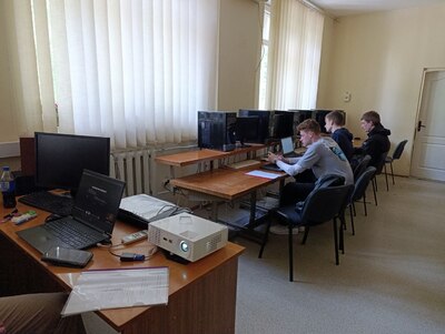 Захист курсових робіт з дисциплін "Програмування" та "Web-технології в освіті".