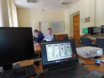 Захист курсових робіт з дисциплін "Програмування" та "Web-технології в освіті".