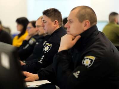 Навчальне заняття для працівників Рівненської академії патрульної поліції